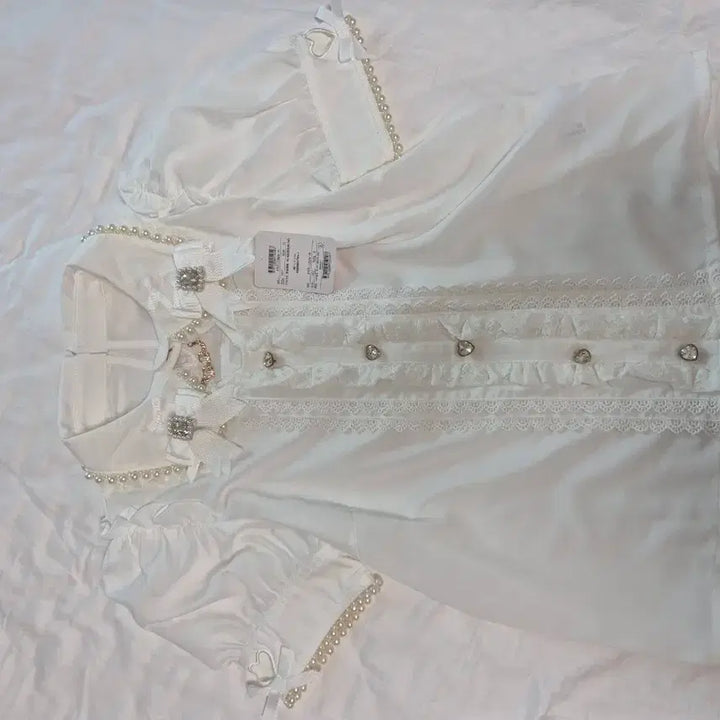 [BUNJANG] Liz Lisa Twin Ribbon Accessory Short Sleeve Blouse White / 리즈리사 트윈 리본 악세사리 반팔 블라우스 화이트