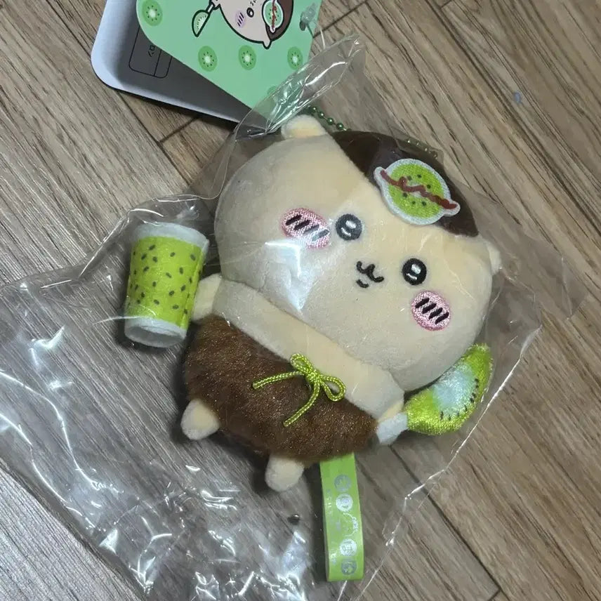 [BUNJANG] Kurimanju Fruit Kurimanju Plush Keychain / 쿠리만쥬 과일 쿠리만쥬 인형 키링