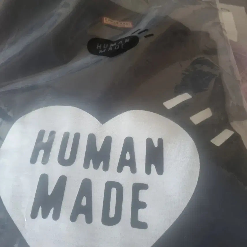 [BUNJANG] Human Made Heart T-Shirt Black / HUMAN MADE 하트 반팔 티셔츠 블랙