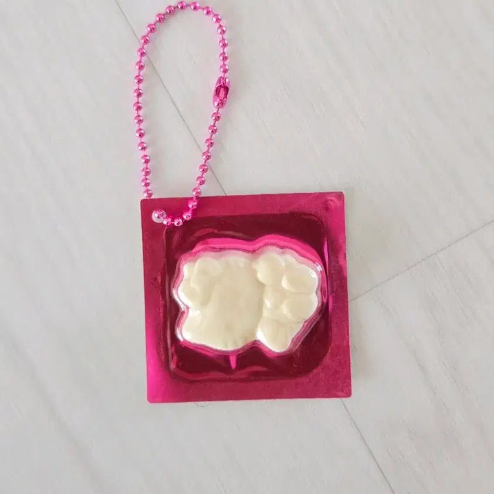 [BUNJANG] Hello Kitty Chocolate Gacha Toy / 키티 초콜렛 가챠