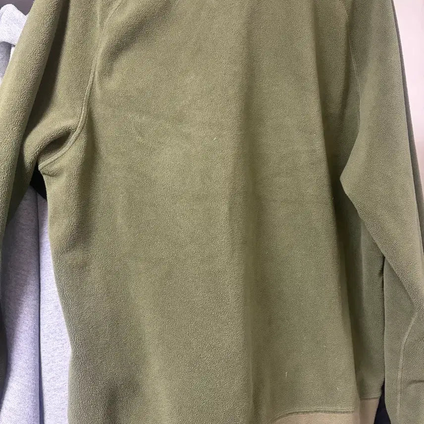 [BUNJANG] Nike Fleece Pullover - Olive / 나이키 플리스 풀오버 올리브