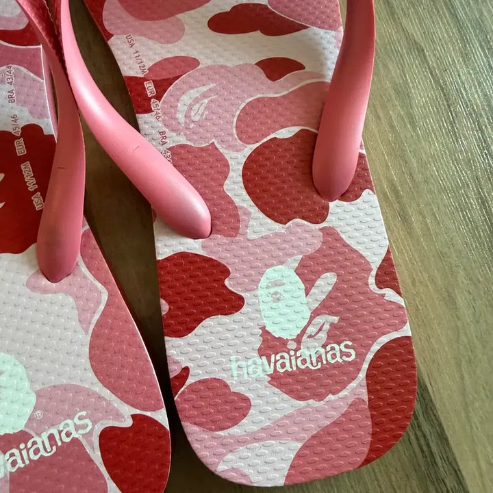 [BUNJANG] BAPE x Havaianas Pink Camo Flip-Flops / 베이프 X 하바이아나스 플립플랍 핑크카모