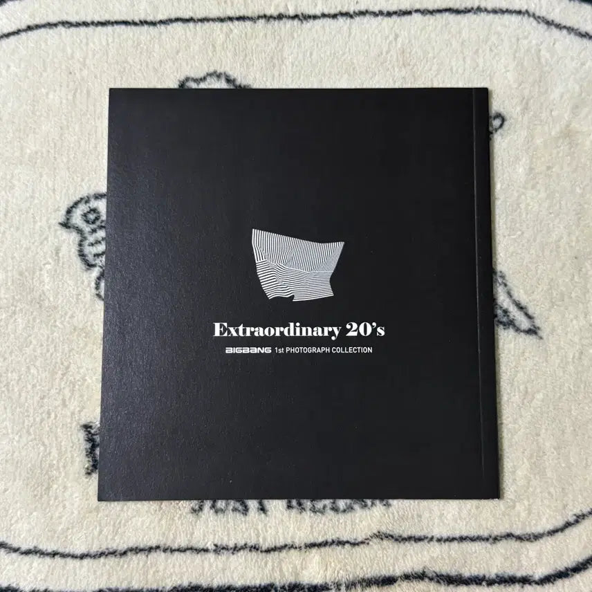 [BUNJANG] BIGBANG 20 Extraordinary Mini Photobook / 빅뱅 20 엑스트라 올디너리 미니 포토북 화보집
