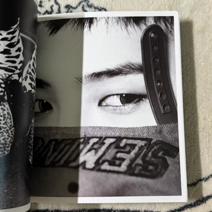 [BUNJANG] BIGBANG 20 Extraordinary Mini Photobook / 빅뱅 20 엑스트라 올디너리 미니 포토북 화보집