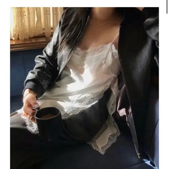 [BUNJANG] Madeley Layered Lace Top (Black/White) / 미개봉 새거) 마크들리 레이어드 레이스 탑 (블랙/화이트)