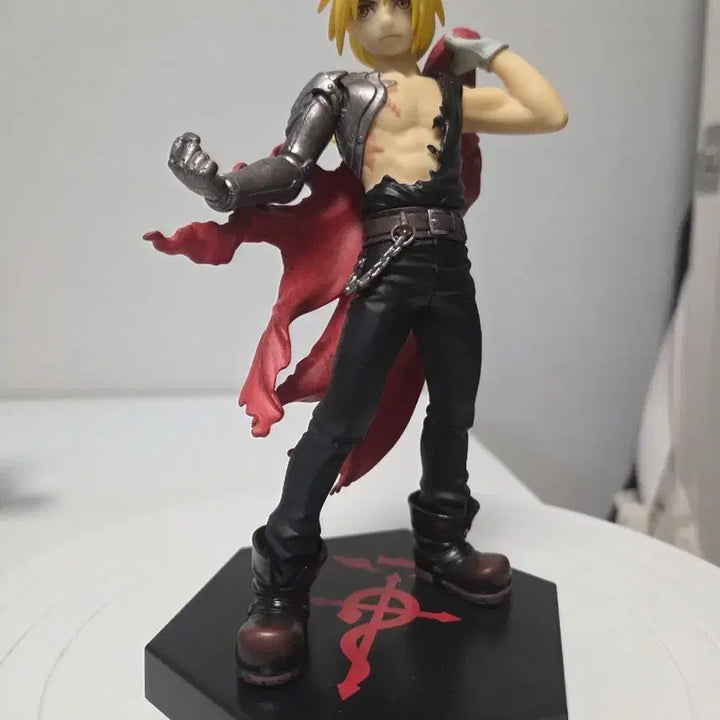 [BUNJANG] FuRyu Fullmetal Alchemist Edward Elric Figure (Unsealed) / 프류사 강철의 연금술사 에드워드 엘릭 피규어(노박스)