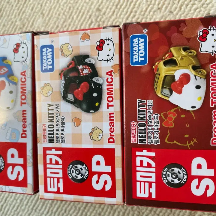 [BUNJANG] Tomica Dream Tomica Hello Kitty 50th Anniversary Cars Bundle Set / 토미카 드림토미카 헬로키티 자동차 50주년 기념 일괄