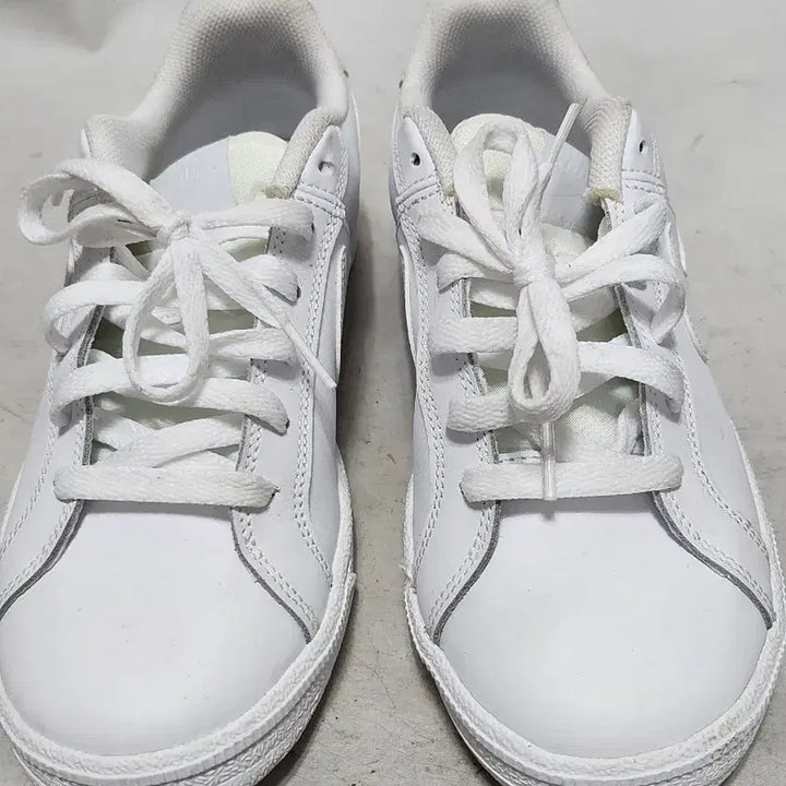 [BUNJANG] Nike Court Royale AC Sneakers White / 250 나이키 코트 로얄 AC 흰색 스니커즈