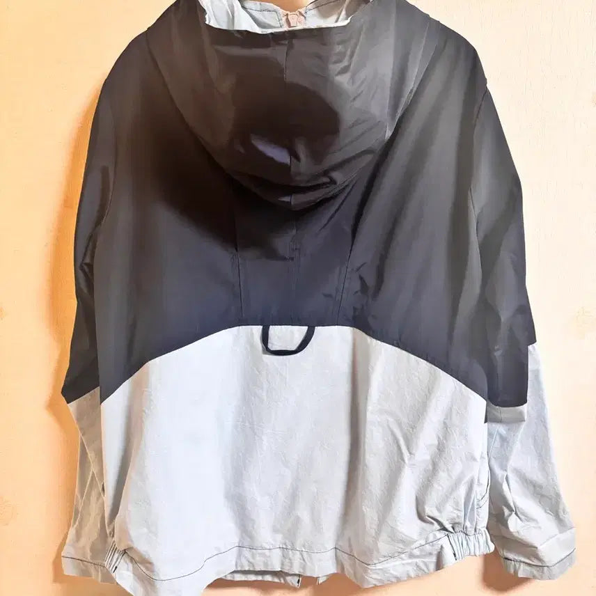 [BUNJANG] Black Grey Windbreaker Jacket / 블랙 그레이 바람막이 자켓 점퍼