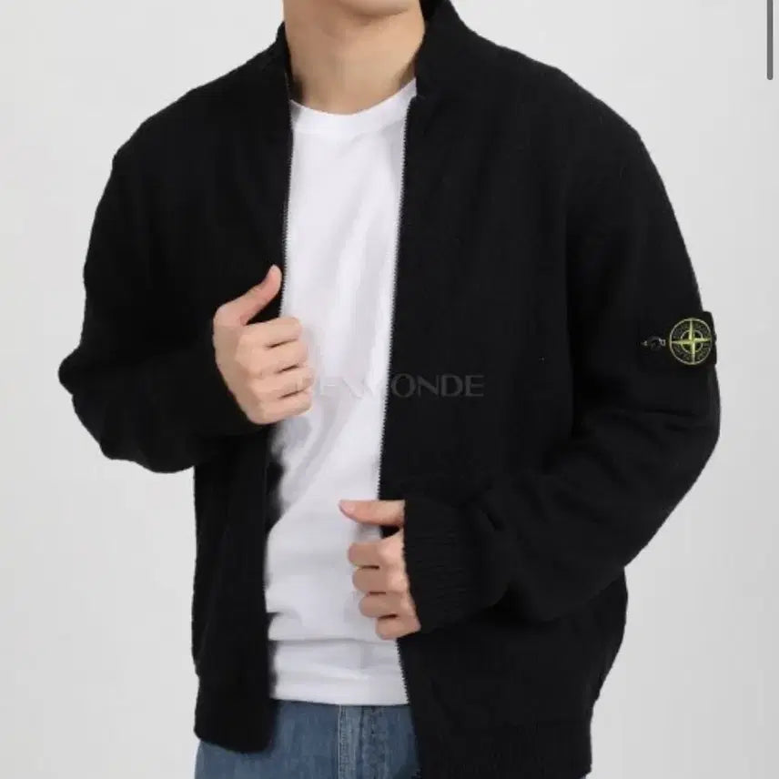 [BUNJANG] Stone Island 24SS Black Knit Zip-Up Cardigan / 24ss 스톤아일랜드 블랙 니트 집업 가디건