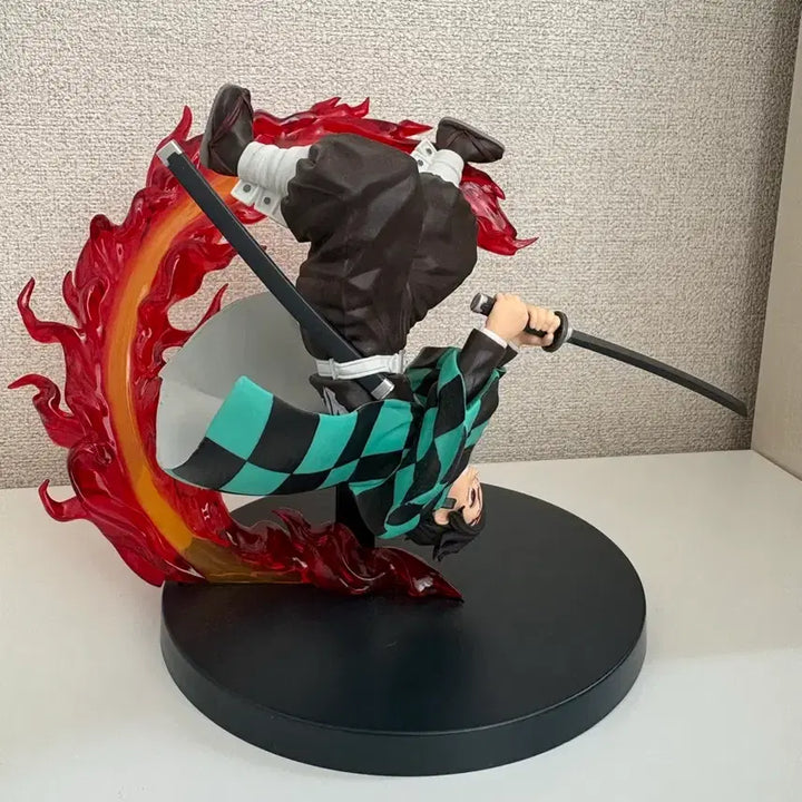 [BUNJANG] Demon Slayer Kamado Tanjiro Vibration Figure / 박스0) 귀칼 카마도 탄지로 바이브레이션 피규어 귀멸의 칼날