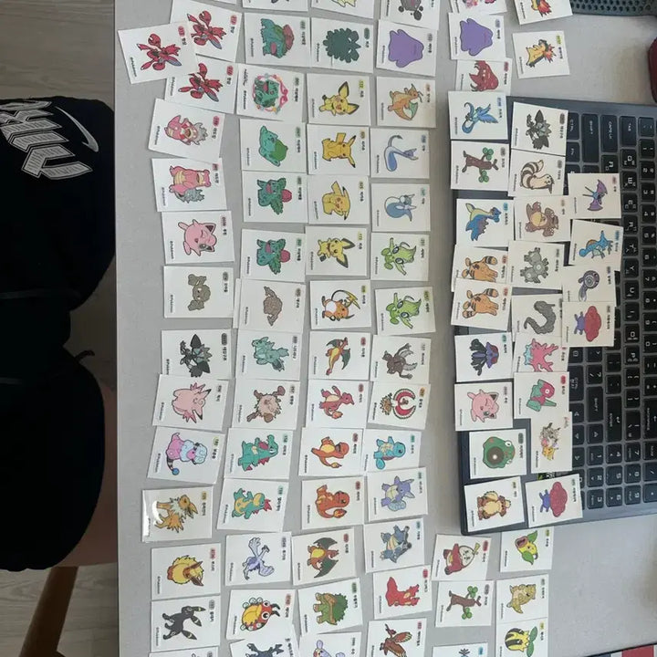 [BUNJANG] Pokemon Sticker Collection (Approx. 100 pcs) / 포켓몬스터 띠부씰 판매합니다