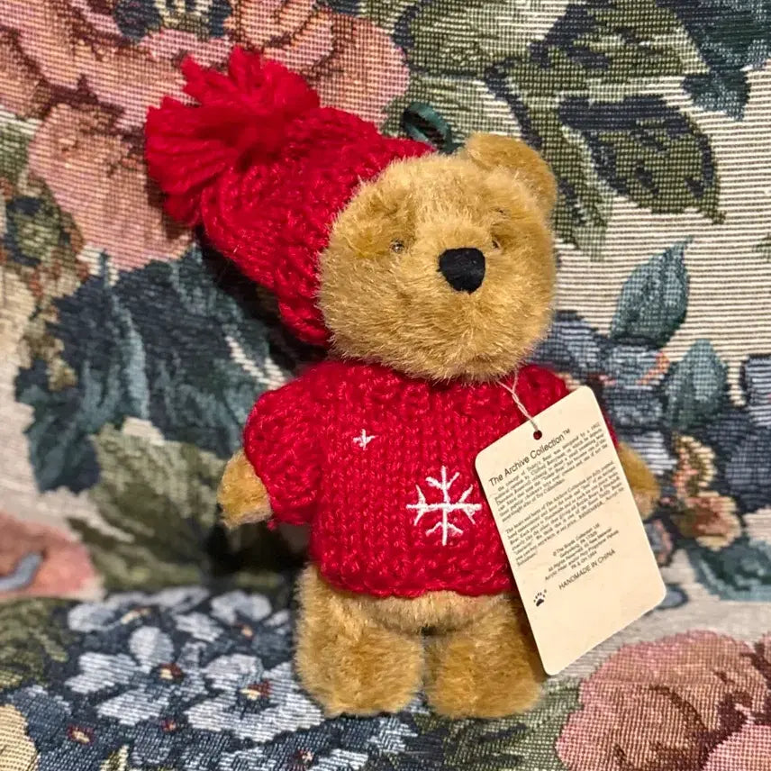 [BUNJANG] Disney Boyds Bear Red Knit Hat and Sweater Set / 디즈니 보이즈베어 곰돌이 인형 빨간 니트 모자 세트