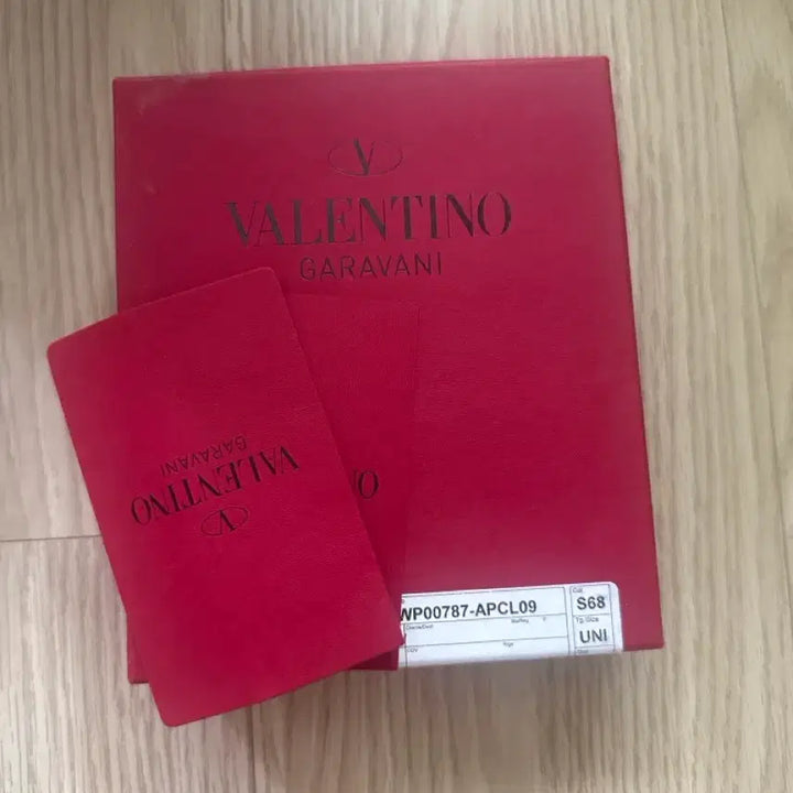 [SOLD OUT] 발렌티노 카드지갑 베이지