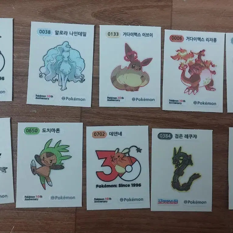 [BUNJANG] Pokemon 30th Anniversary Tteokbokki Stickers Bundle Set (Includes Black Rayquaza) / 검은 레쿠쟈 포함  30주년  포켓몬띠부씰 14장 일괄