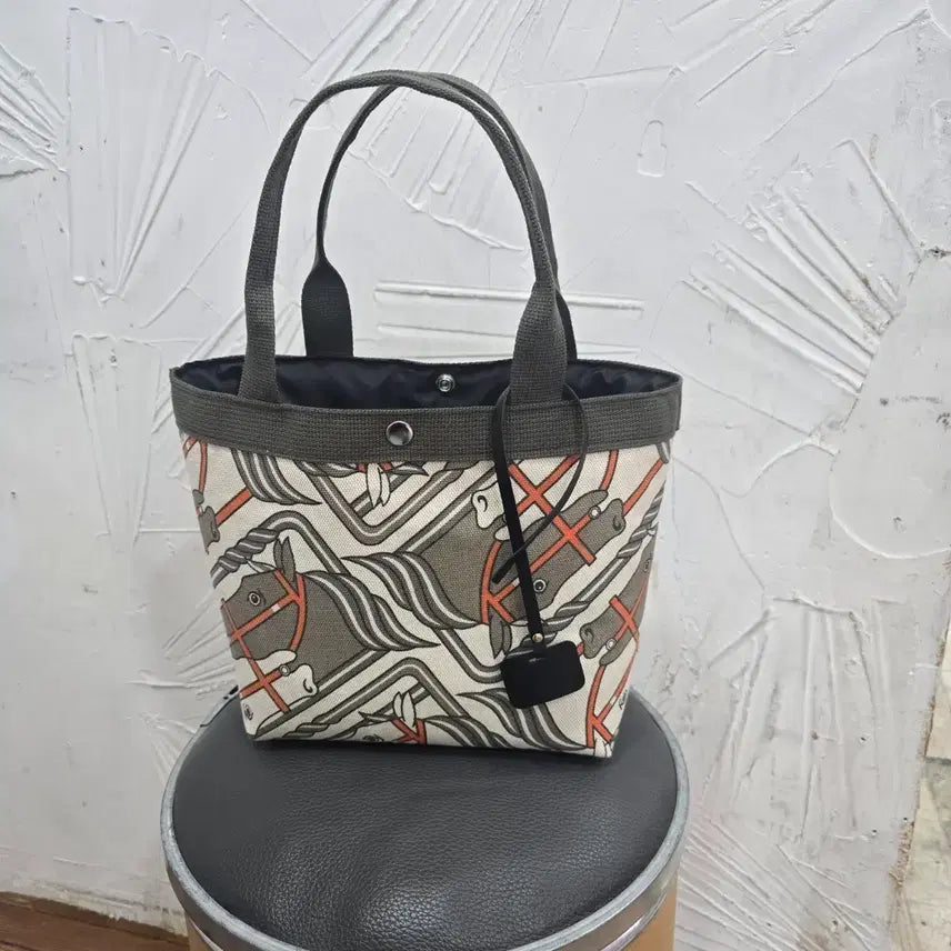 [BUNJANG] Unique Horse Pattern Canvas Tote Bag / 캔버스가방 토트백