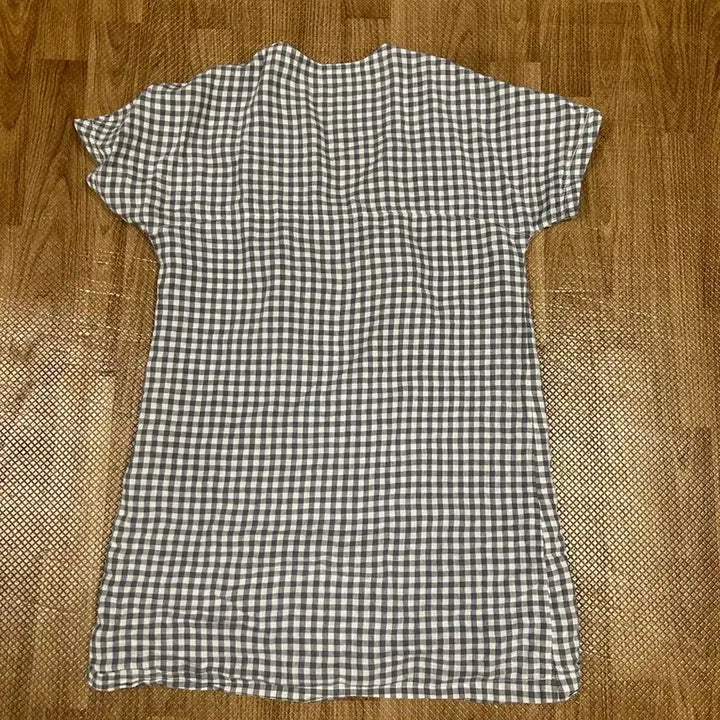 [BUNJANG] Vintage Check V-Neck Short Sleeve Blouse / 빈티지 체크 브이넥 반팔 블라우스