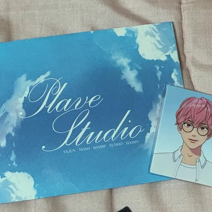 [BUNJANG] PLAVE Bambi Aniplex Proof Photo (Unsealed Envelope) / 플레이브 밤비 애니플러스 증명사진