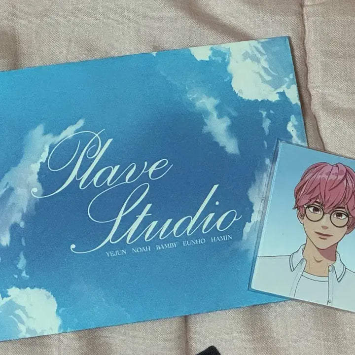 [BUNJANG] PLAVE Bambi Aniplex Proof Photo (Unsealed Envelope) / 플레이브 밤비 애니플러스 증명사진