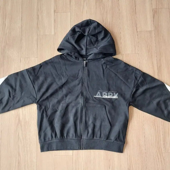 [SOLD OUT] 주니어 점퍼 130(새옷) 아동140정도