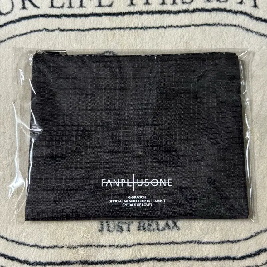 [BUNJANG] BIGBANG G-DRAGON Pamflet Pouch / 빅뱅 지드래곤 팸키트 파우치