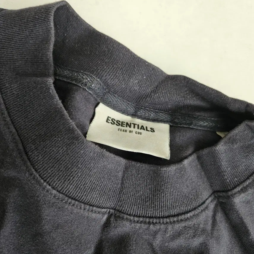 [BUNJANG] Fear of God Essentials Long Sleeve T-Shirt Navy L / 피어오브갓 에센셜 긴팔티 L사이즈 네이비