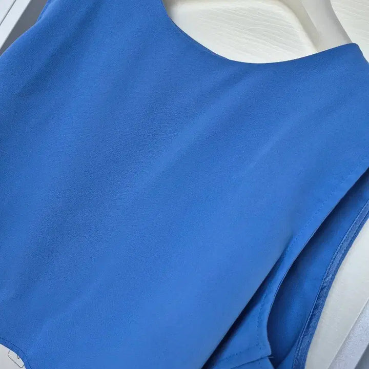 [BUNJANG] Bambolina Back Holder Cropped Top / 밤볼리나 백홀더 크롭탑