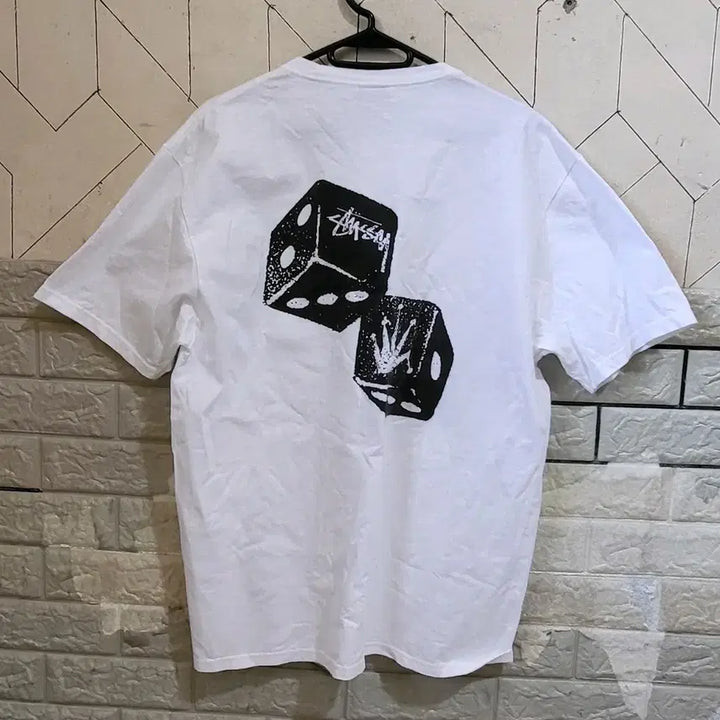 [BUNJANG] Stussy Short Sleeve T-Shirt - Size L / 스투시 반팔 티셔츠, 사이즈 L