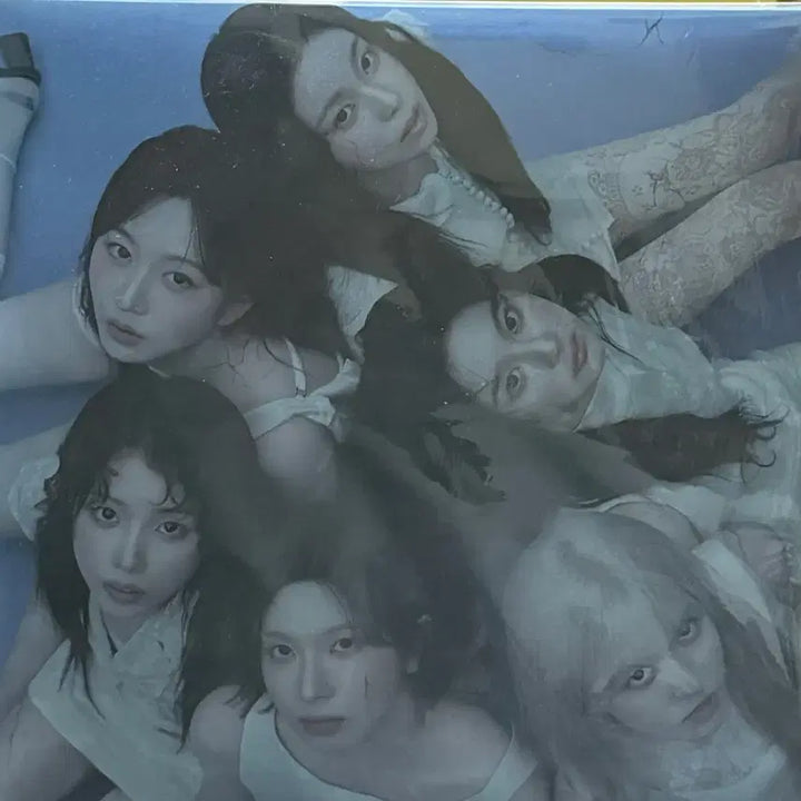 [BUNJANG] NMIXX Blue Valentine Limited Edition LP (Sealed) / 엔믹스 블루발렌타인 lp 미개봉 새제품 팝니다