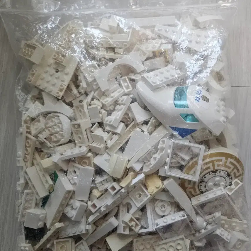 [BUNJANG] LEGO Bulk White Special Bricks (500g) / 레고 벌크 하얀색 500g 특수브릭 위주