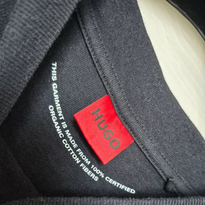 [BUNJANG] Hugo Boss Black Cropped T-Shirt / 휴고보스 크롭티
