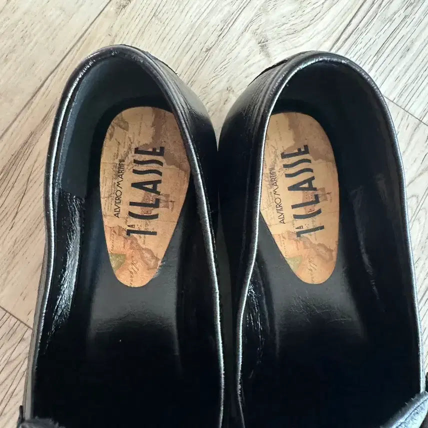 [BUNJANG] Alviero Martini Black Lambskin Loafers / 알비에로 마르티니 블랙 양가죽로퍼