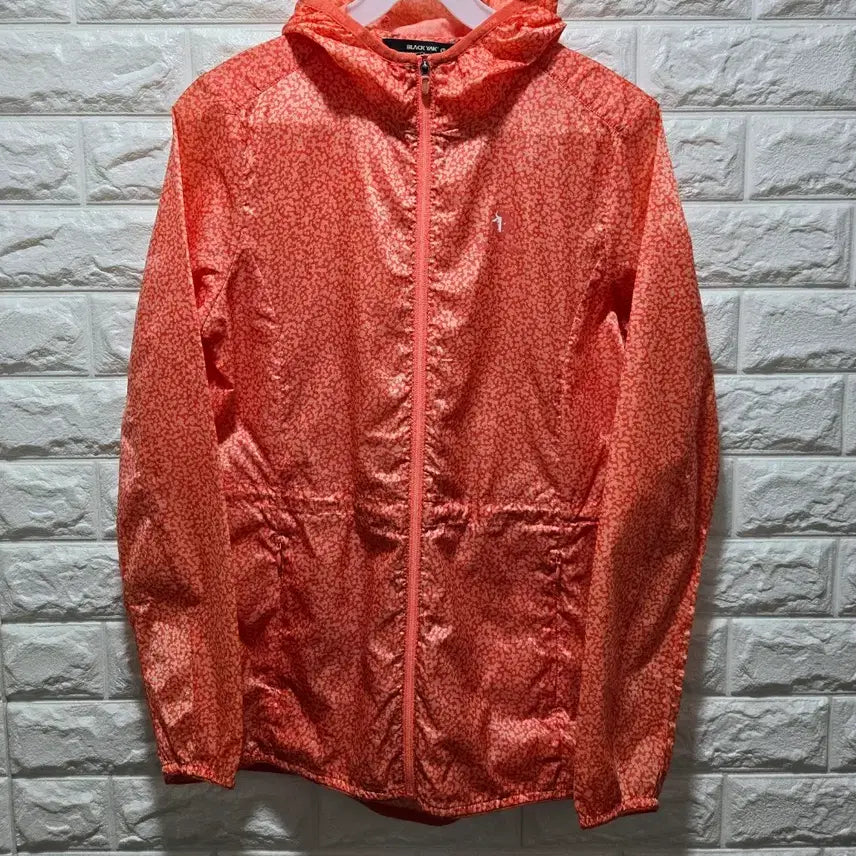 [BUNJANG] Blackyak Lightweight Windbreaker Jacket Women&