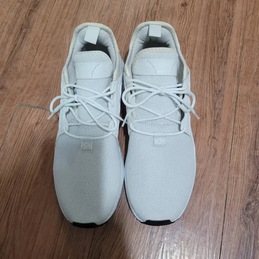 [SOLD OUT] 아디다스 XPLR 올화이트 운동화 (270mm)