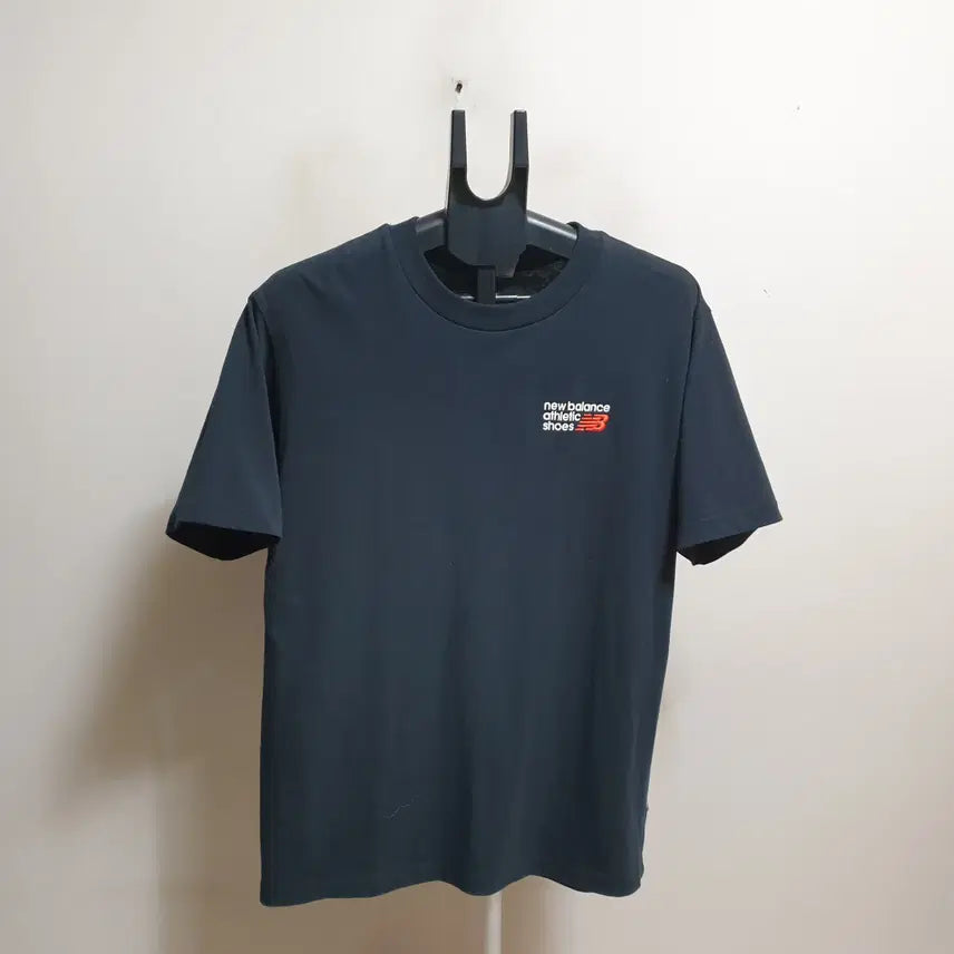 [BUNJANG] New Balance Short Sleeve T-Shirt Size 105 / 뉴발란스 반팔티셔츠/105