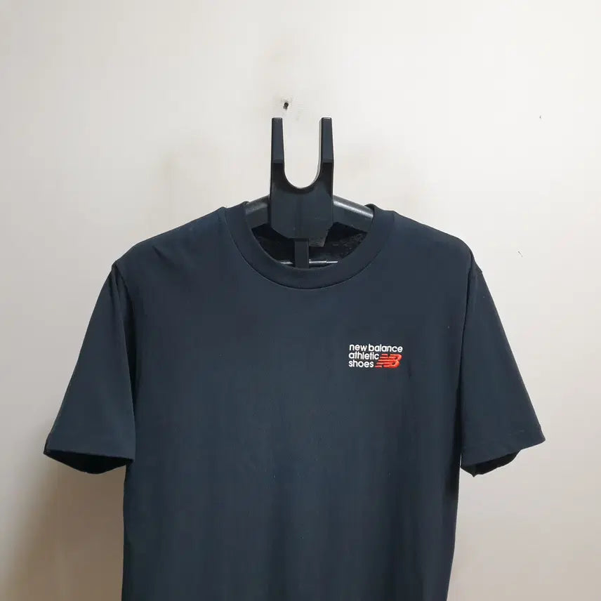 [BUNJANG] New Balance Short Sleeve T-Shirt Size 105 / 뉴발란스 반팔티셔츠/105