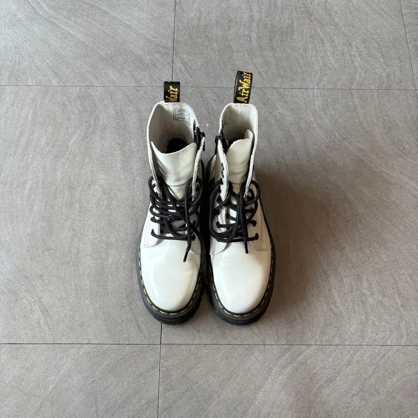 [BUNJANG] Dr. Martens Jadon White Patent Leather Boots / 닥터마틴 제이든 화이트 페이턴트 부츠