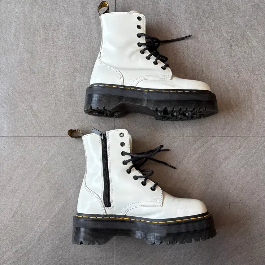 [BUNJANG] Dr. Martens Jadon White Patent Leather Boots / 닥터마틴 제이든 화이트 페이턴트 부츠