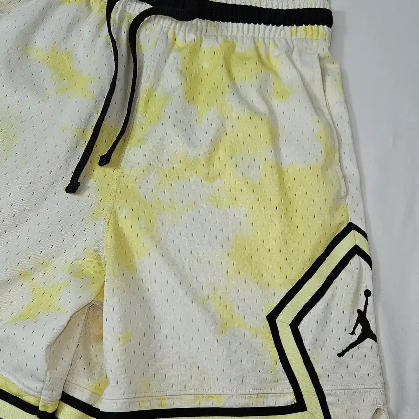 [BUNJANG] Nike Jordan Diamond Basketball Shorts L / 나이키 조던 농구 숏팬츠 다이아몬드 기능성 반바지 L (거의 새상품)