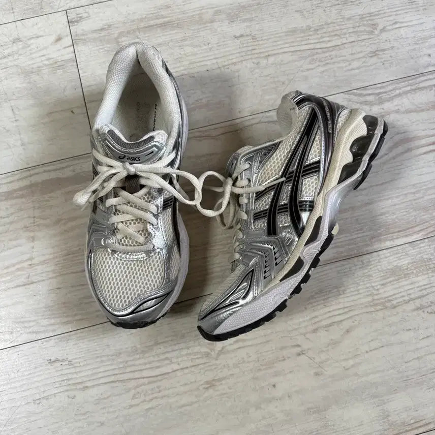 [BUNJANG] Asics Gel-Kayano 14 Silver Metallic / 아식스 젤 카야노 14 - 245