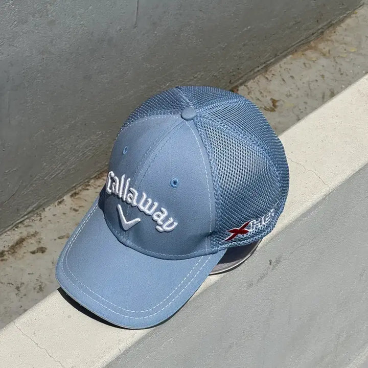 [BUNJANG] Callaway New Era Logo Golf Sky Blue Mesh Ball Cap Hat / [M-L] 캘러웨이 뉴에라 로고 골프 하늘색 메쉬 볼캡 모자