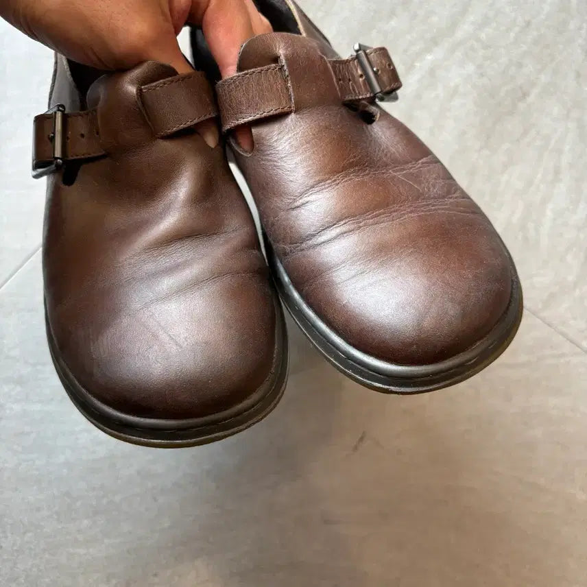[BUNJANG] Dr. Martens Patricia Dark Brown Shoes / 닥터마틴 페트리샤 다크 브라운 슈즈