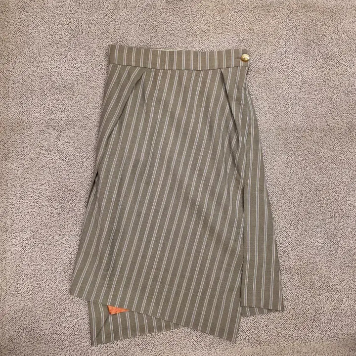 [BUNJANG] Vivienne Westwood Asymmetric Skirt / 비비안웨스트우드 언발란스 스커트