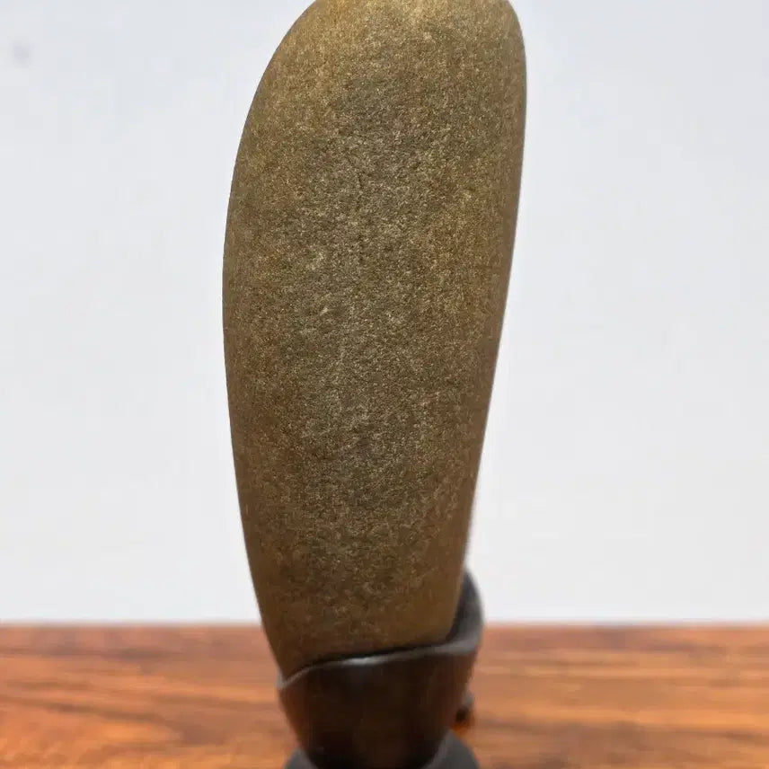 [BUNJANG] Interpreting Stone Scholar Statue / 260501  곡선미가  돋보이는  해석 수석 팝니다