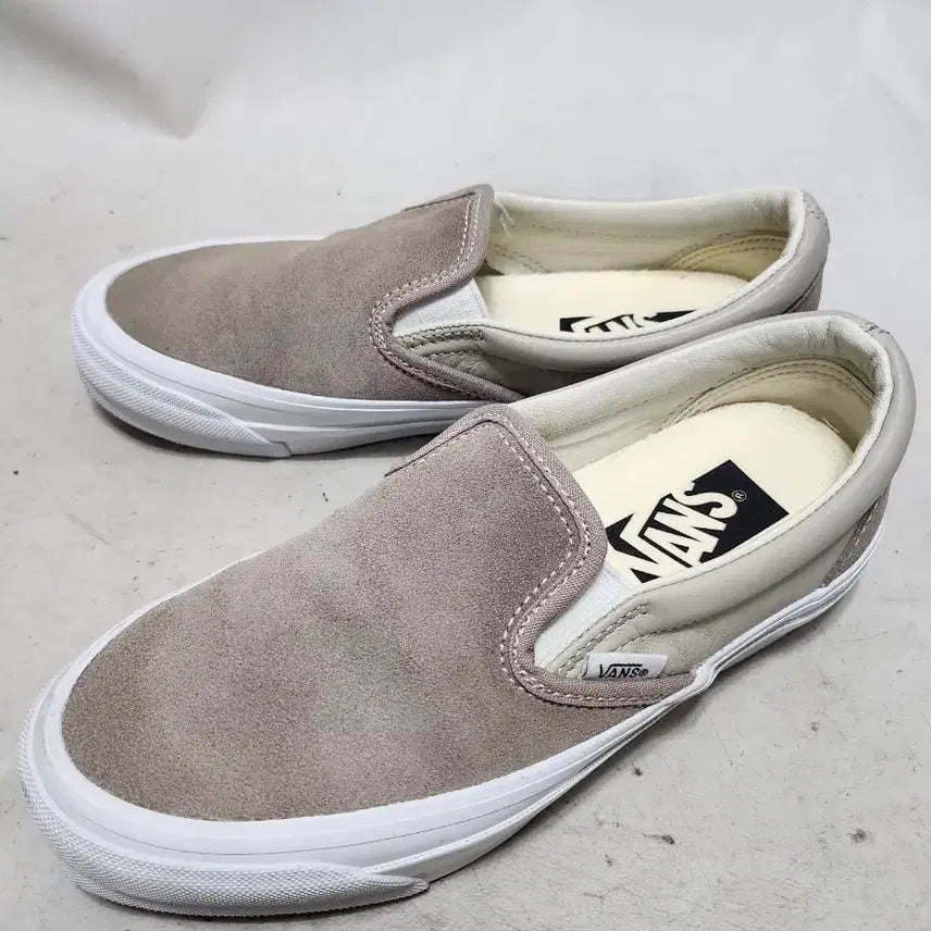 [BUNJANG] Vans Slip-On Suede Taupe Beige (225mm) / 225 반스 슬립온 스웨이드 Taupe Beige