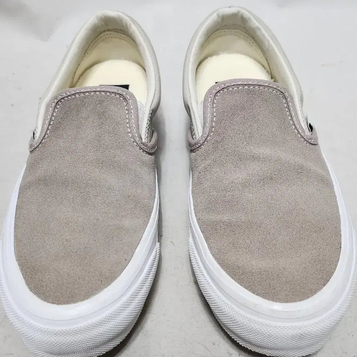 [BUNJANG] Vans Slip-On Suede Taupe Beige (225mm) / 225 반스 슬립온 스웨이드 Taupe Beige