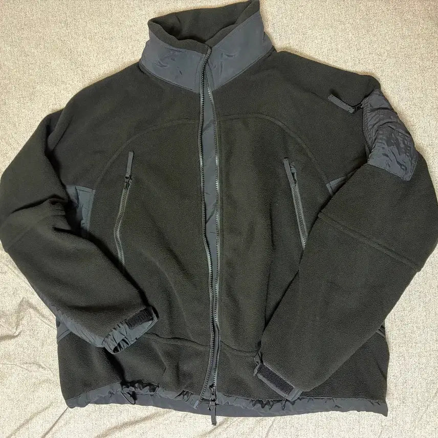 [BUNJANG] Outstanding Polar Fleece PCU Jacket / 아웃스탠딩 플리스