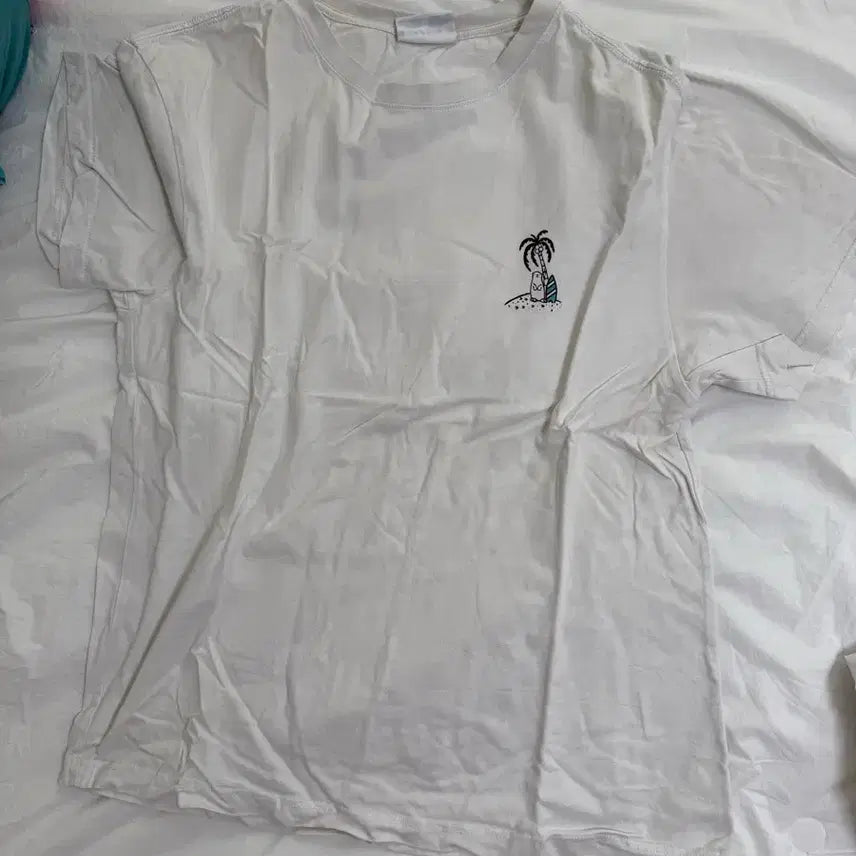 [BUNJANG] White Palm Tree Graphic T-Shirt / 살쪄서 안입는 옷 팝니다.