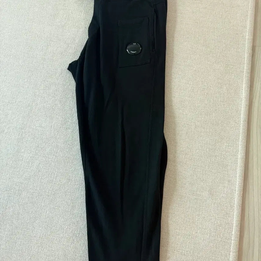 [BUNJANG] C.P. Company Lens Detail Training Pants / C.P 컴퍼니 트레이닝 바지