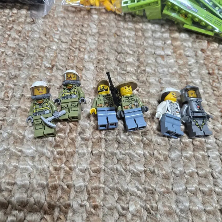 [BUNJANG] LEGO City Volcano Research Base 60124 / 레고 시티 화산탐사기지 60124